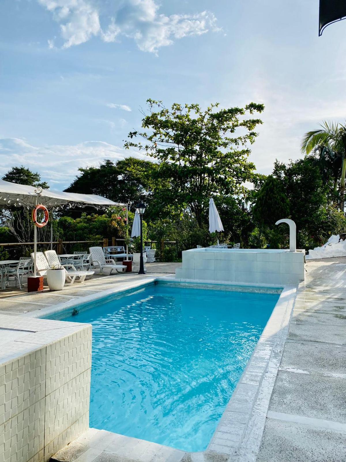 Hotel West California Puerto Espejo Екстер'єр фото