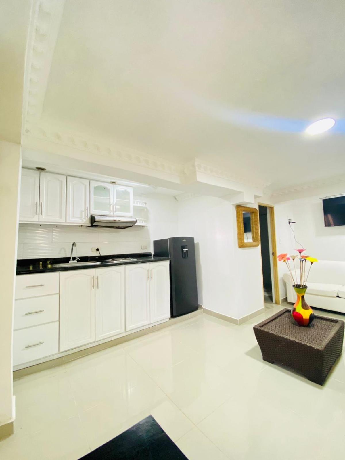 Hotel West California Puerto Espejo Екстер'єр фото