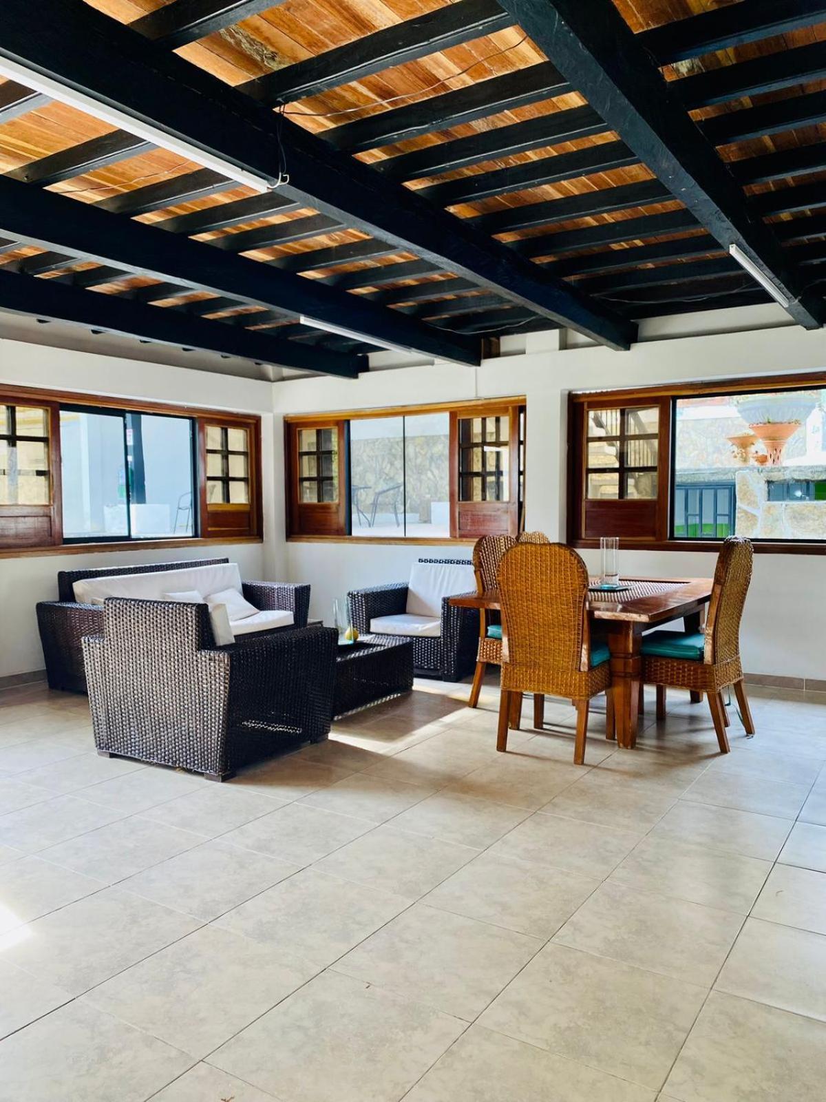 Hotel West California Puerto Espejo Екстер'єр фото
