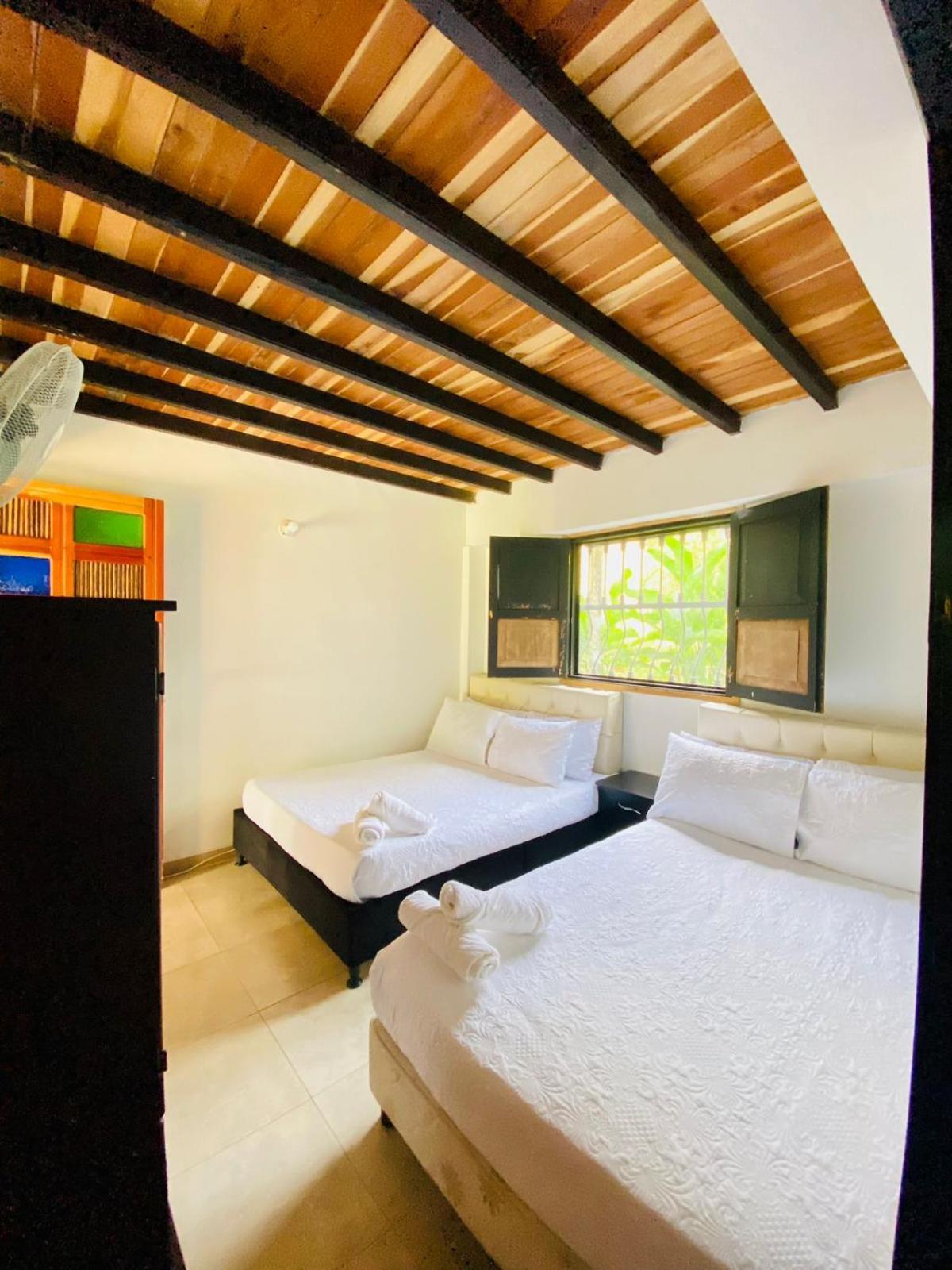 Hotel West California Puerto Espejo Екстер'єр фото