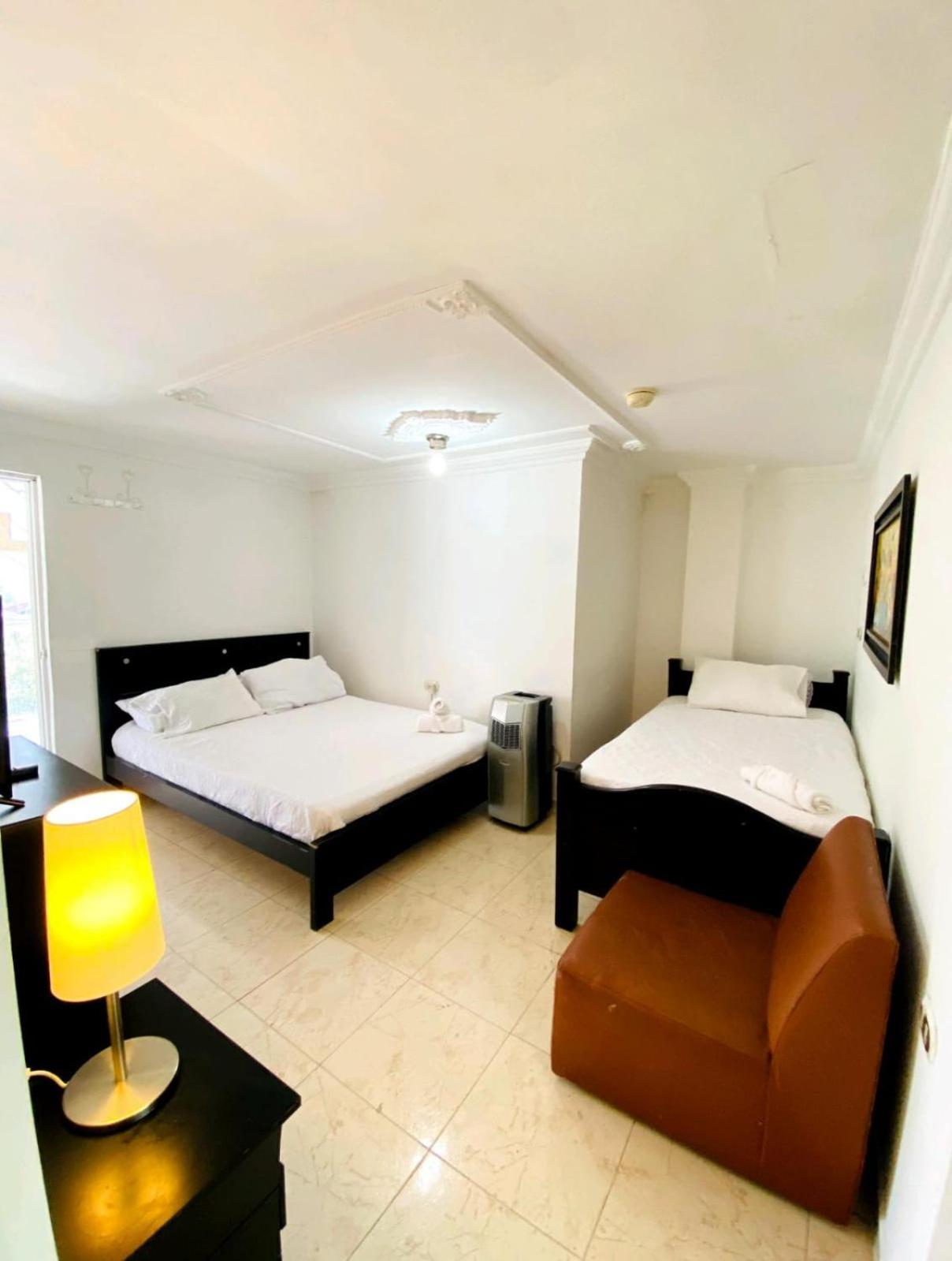 Hotel West California Puerto Espejo Екстер'єр фото
