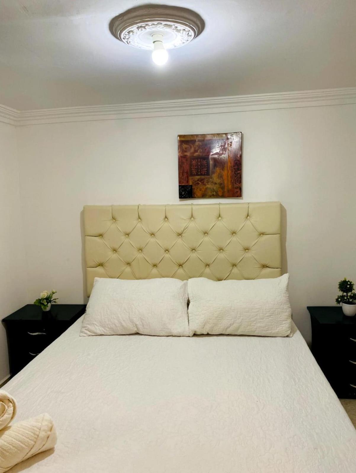 Hotel West California Puerto Espejo Екстер'єр фото